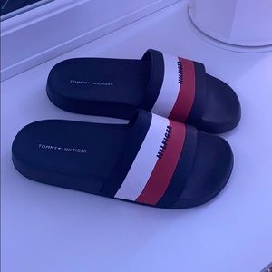 tommy hilfiger slides